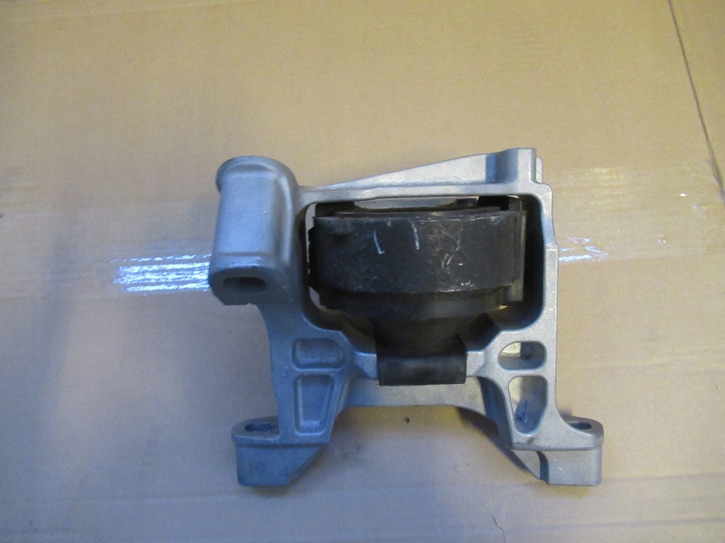 фото №2, Mazda cx5 кронштейн подушка