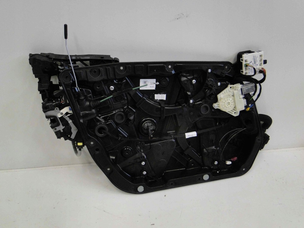 фото №3, Mercedes glc 253 подъемник стекло левый передней