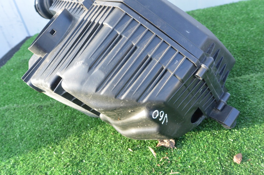 фото №10, Корпус фильтра воздуха 1.6 d2 volvo s60 v60 ii