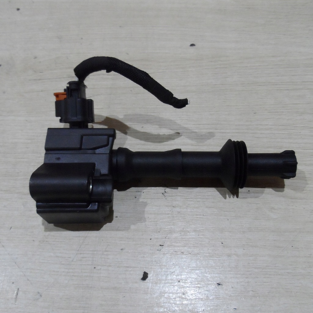 фото №13, Катушка зажигания peugeot citroen 1.2 thp 19r