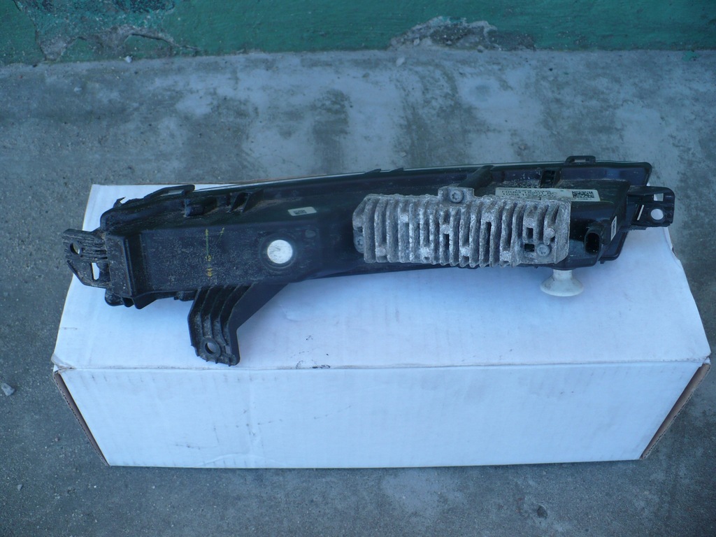 фото №2, Протитуманна фара led лівий range rover velar