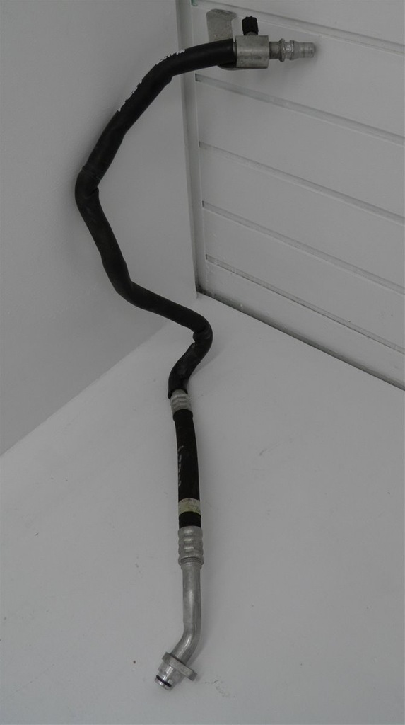 фото №1, Шланг кондиционера mercedes w221 600 a2218300516