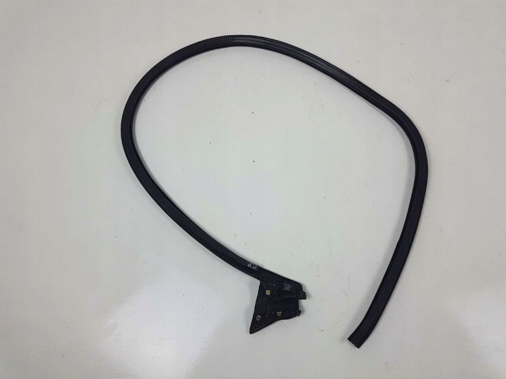 фото №2, Ford mustang vi 15- cabrio прокладка двері права