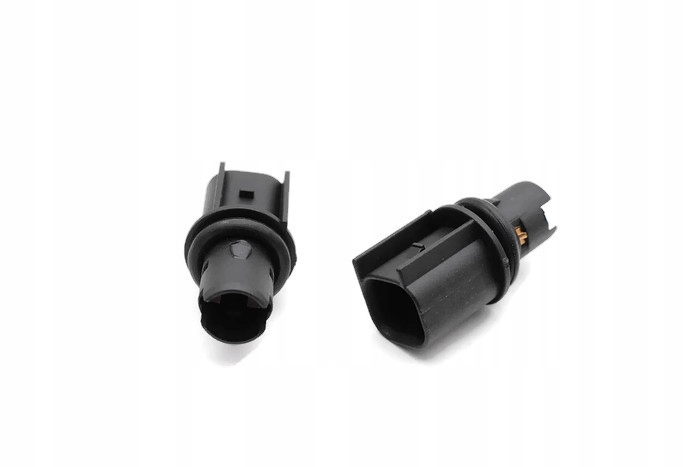 фото №1, Ford mustang od 2005- nowa цоколь габаритные огни ^