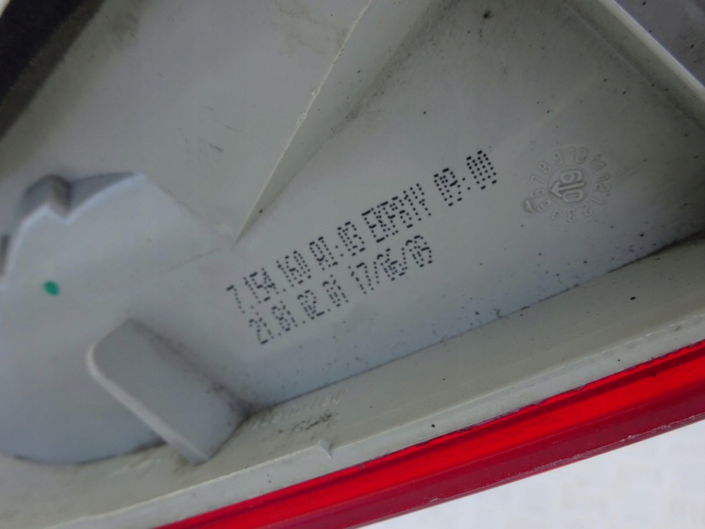 фото №8, Bmw 3 e91 lift 08-11 lci led лампа правая задняя