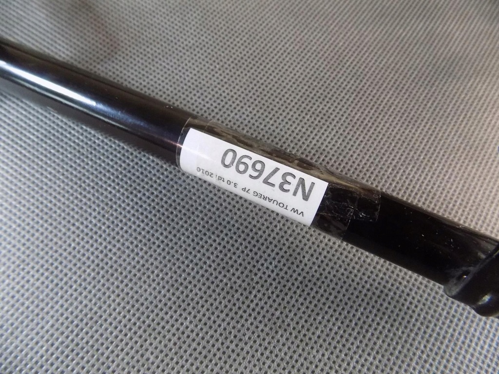 фото №2, Vw touareg 7p шланг wody 059121507ab