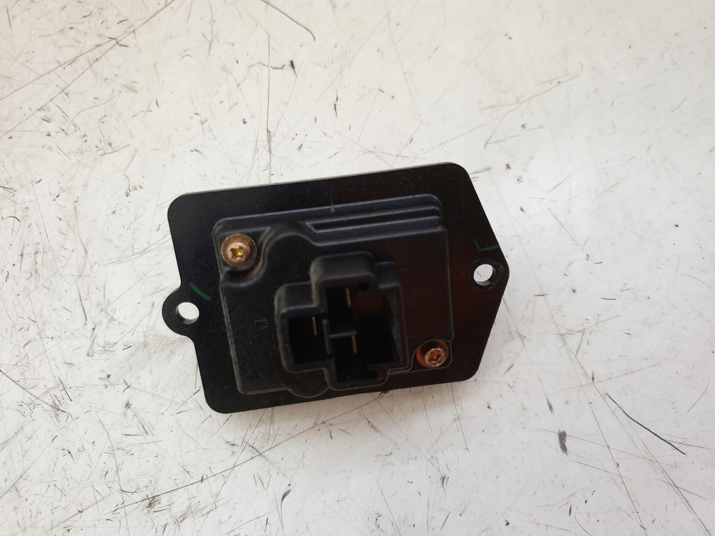 фото №1, Резистор резистор вентилятор mazda premacy 2.0 ditd