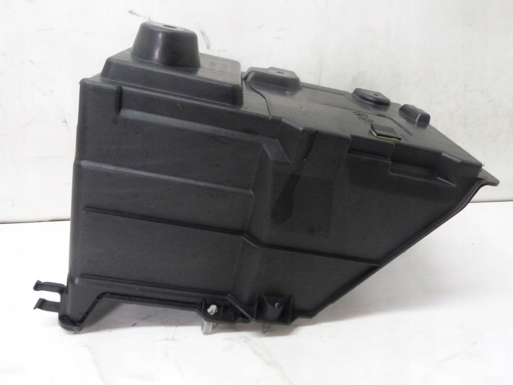 фото №1, Mazda 3 2.2 mzr-cd корпус основание аккумулятор