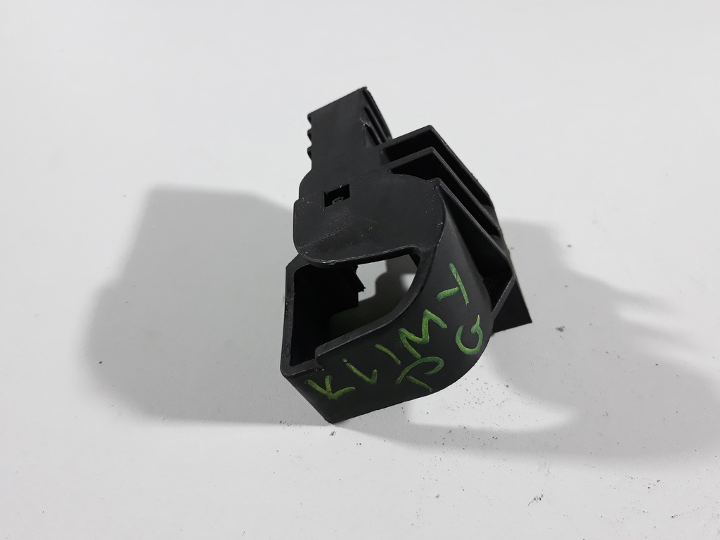 фото №10, Infiniti q50 кронштейн кондиционера правый