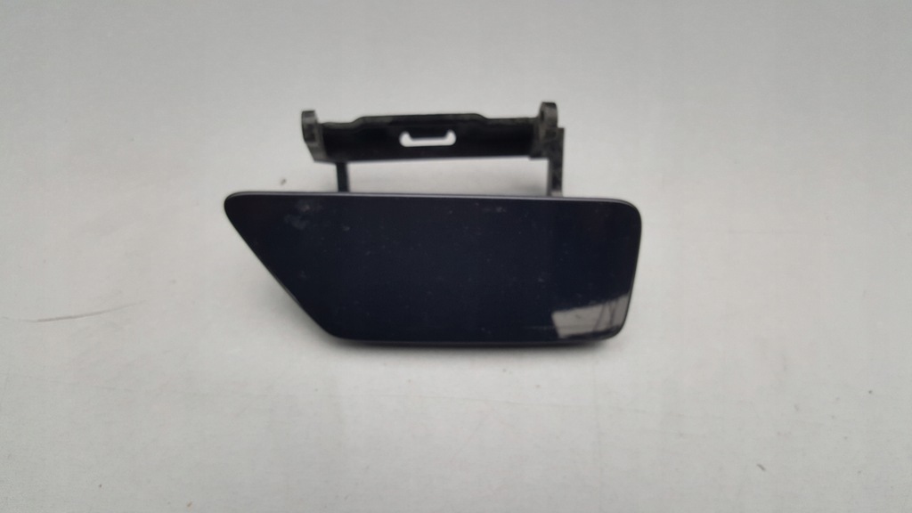 фото №1, Audi a7 2019- заглушка распылителя правая