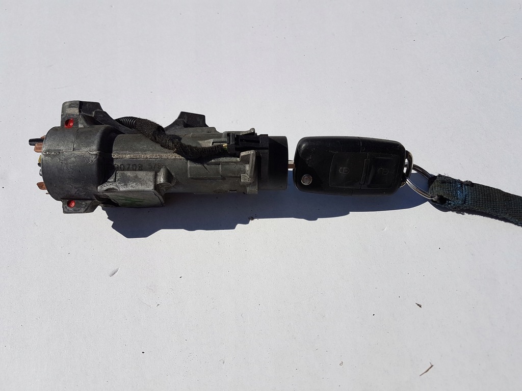 фото №1, Golf iv замок запалювання ключ 4b0905851c