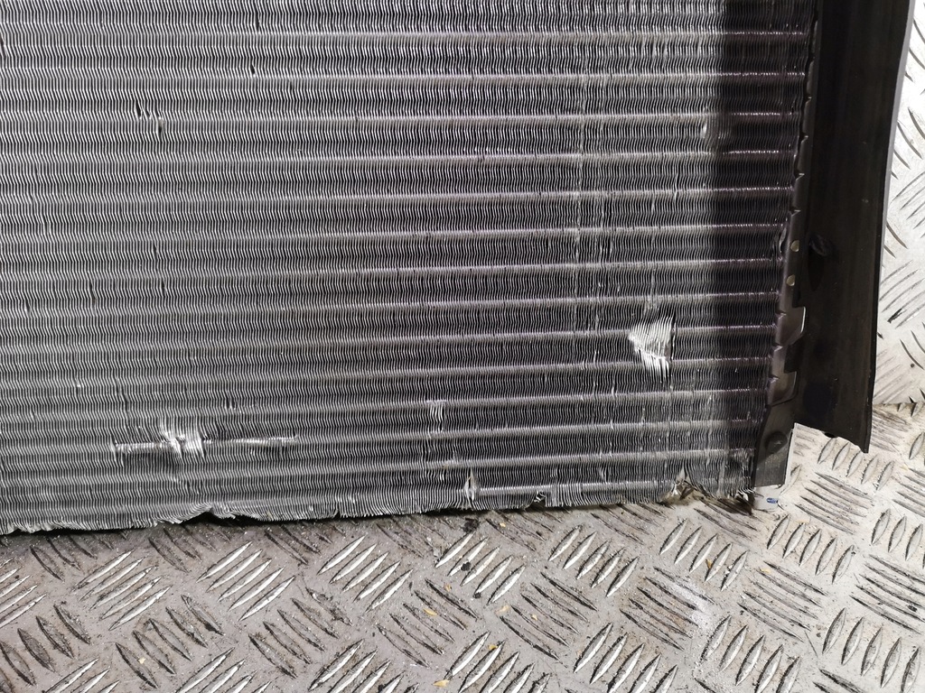 фото №5, Радиатор кондиционера ford mustang iv 4.6i