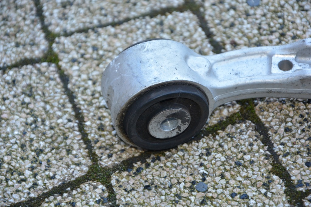 фото №5, Важіль перед верхній vw touareg 7p0407021