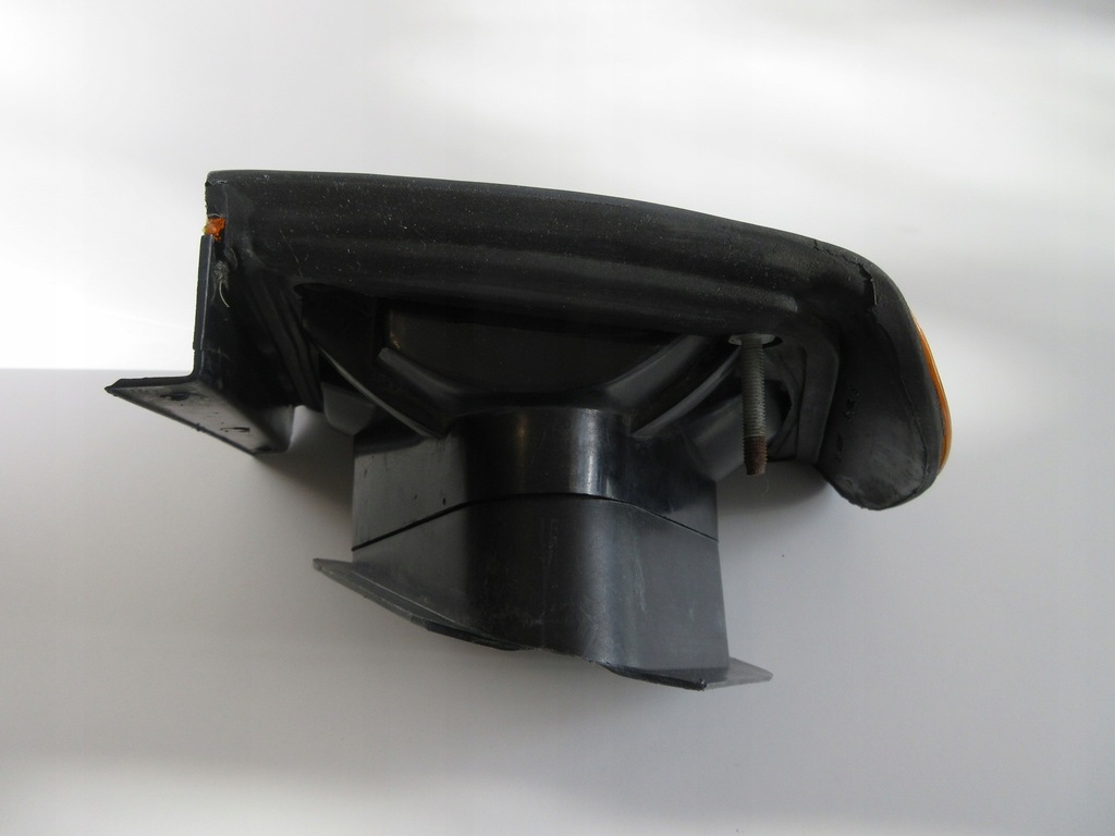 фото №9, Лампа задня ліва + вкладиш lancia dedra оригінал