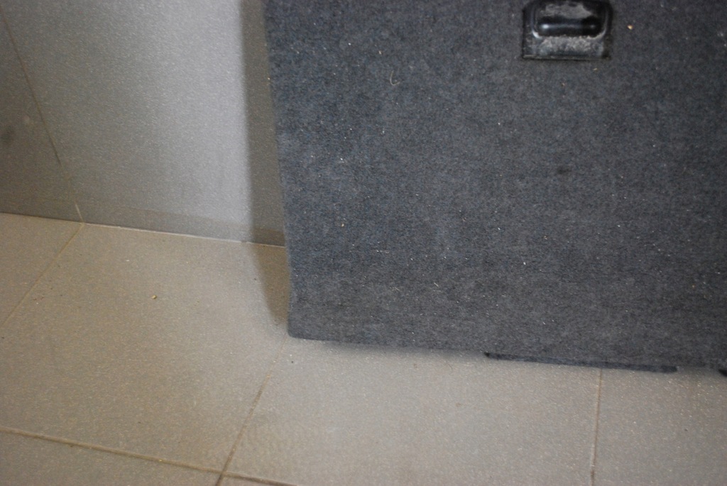 фото №4, Обшивка багажника защита audi a8 d2 4d0863475a