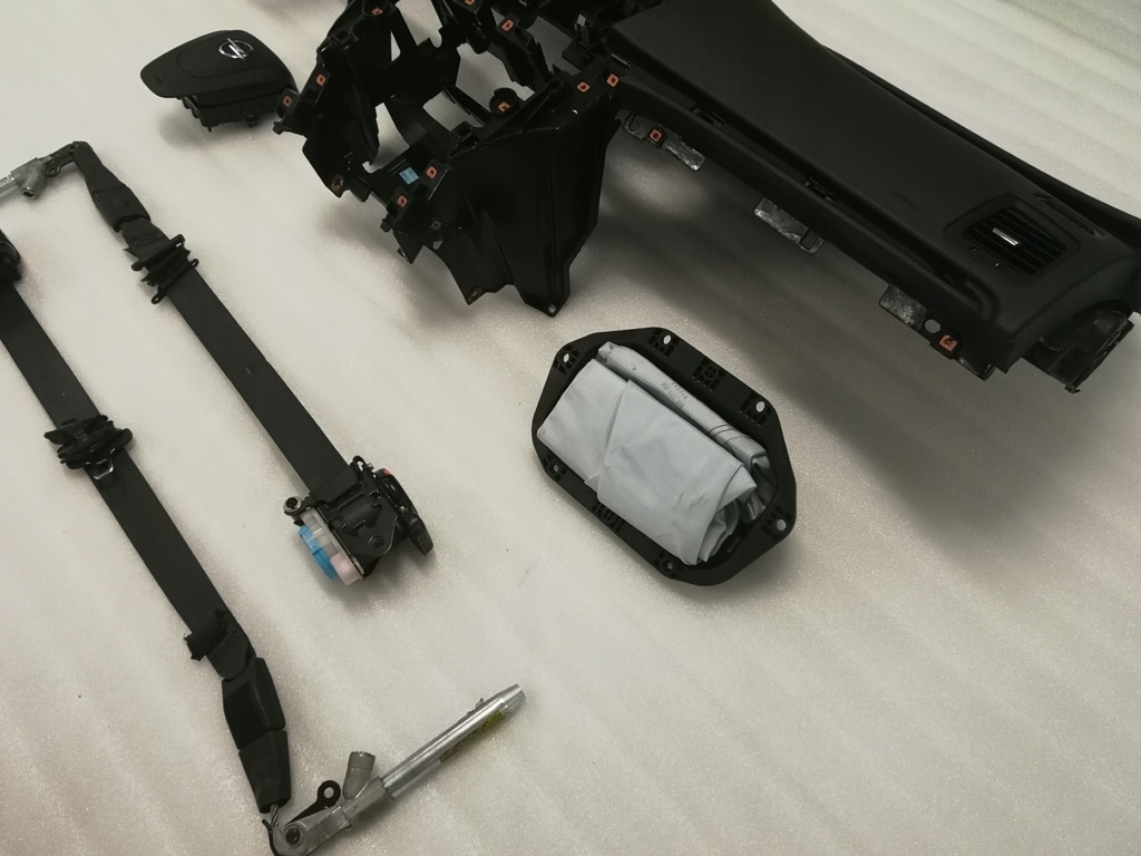 фото №3, Панель приладів приладова opel insignia подушка безпеки