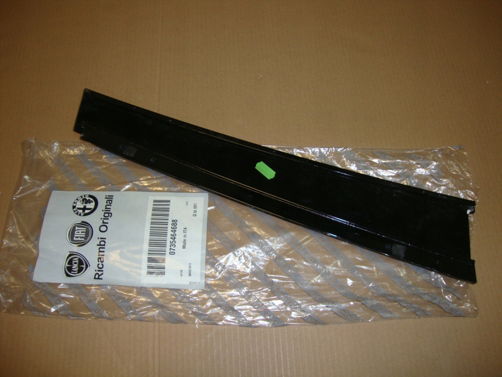 фото №2, Fiat croma молдинг стойка дверь перед правая oem