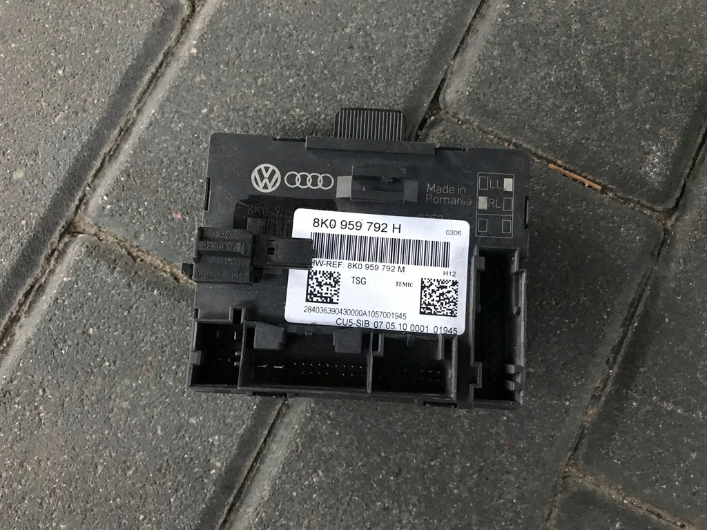 фото №1, Audi a4 a5 q5 модуль блок управления дверь перед rh