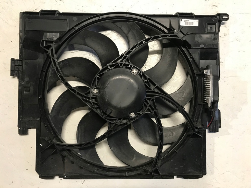 фото №1, Bmw 1 f20 1.5d вентилятор вентилятор 7640508