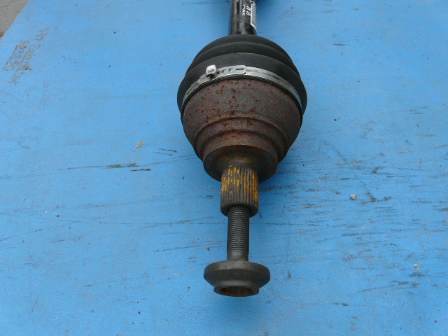 фото №3, Привідний вал перед ліва audi tt 2.0 tfsi 8j0407761a