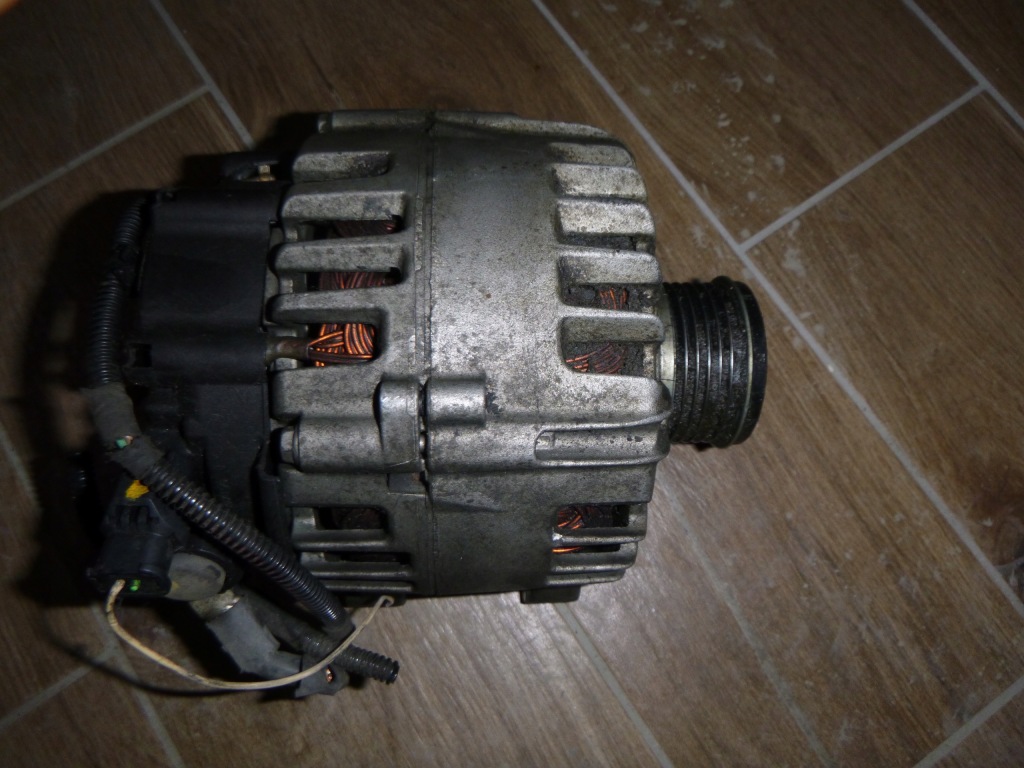 Купить Генератор citroen peugeot 9678048880