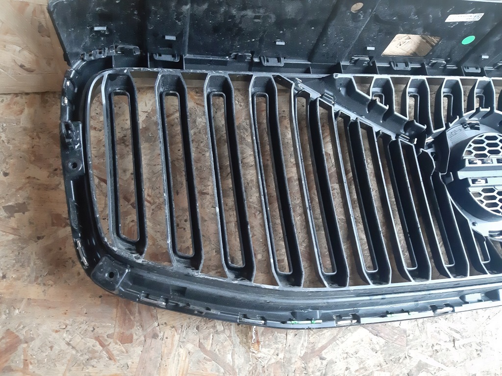 фото №6, Решітка радіатора решітка радіатора volvo xc60 ii 2018- 31425533