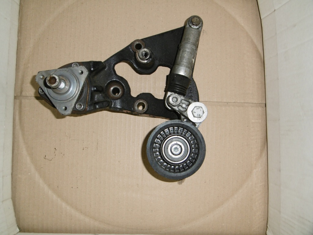 фото №1, Crafter 2.5tdi кронштейн кронштейн вязкостная муфта натяжитель ремень