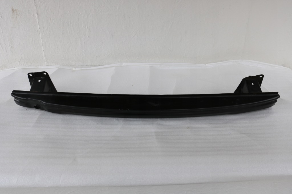 фото №1, Vw passat b6 балка бампера задняя 3c0807311 .