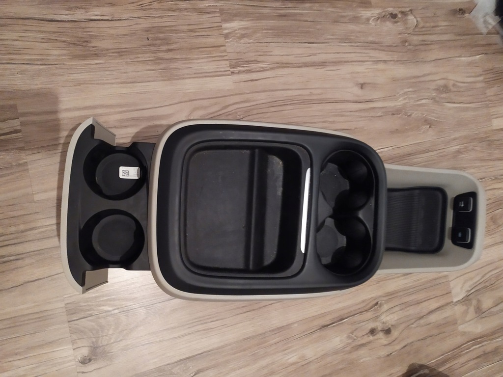 фото №6, Chrysler pacifica туннель средний бардачок