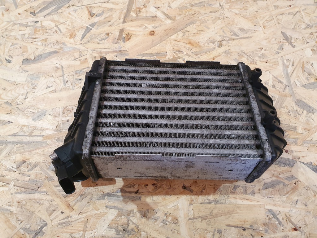 Купить Радиатор интеркулер левый vw passat b5 2.5tdi