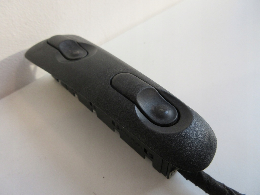 фото №13, Выключатель переключатель окон opel omega b 4670401