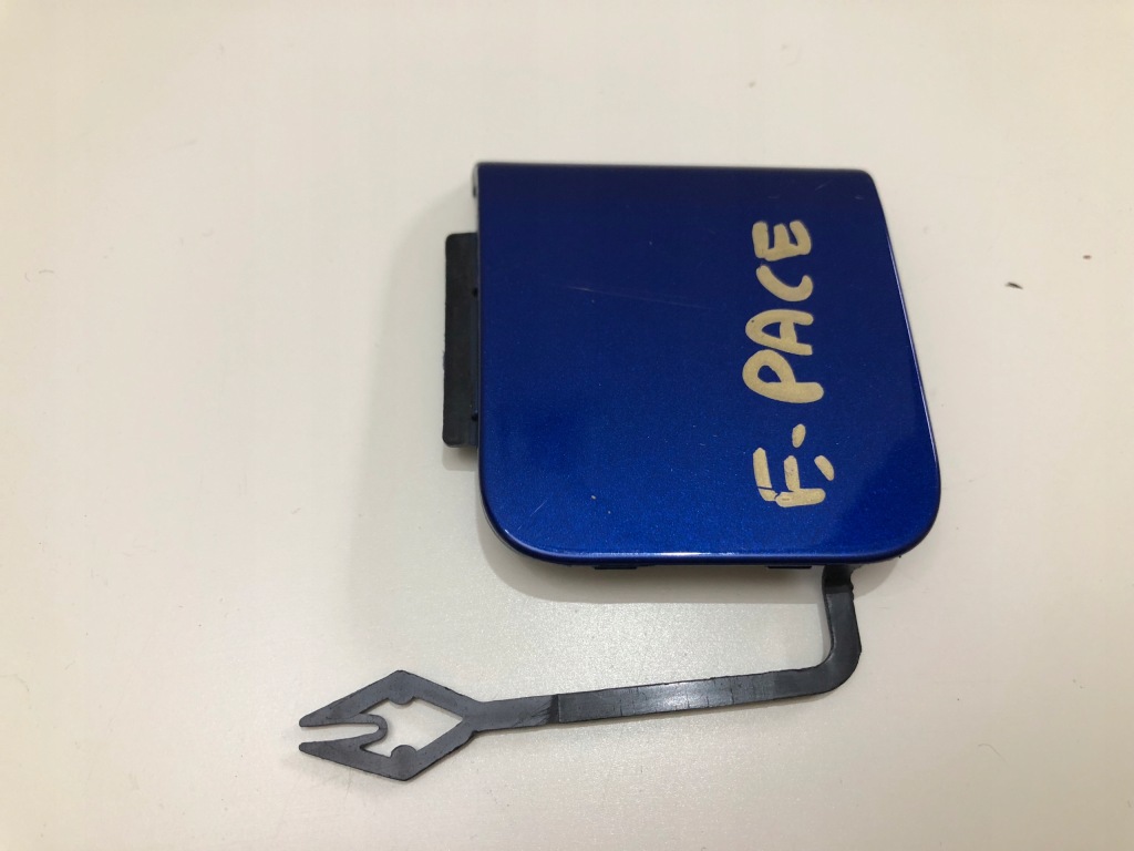 фото №1, Jaguar e-pace 17- заглушка бампера задня 476