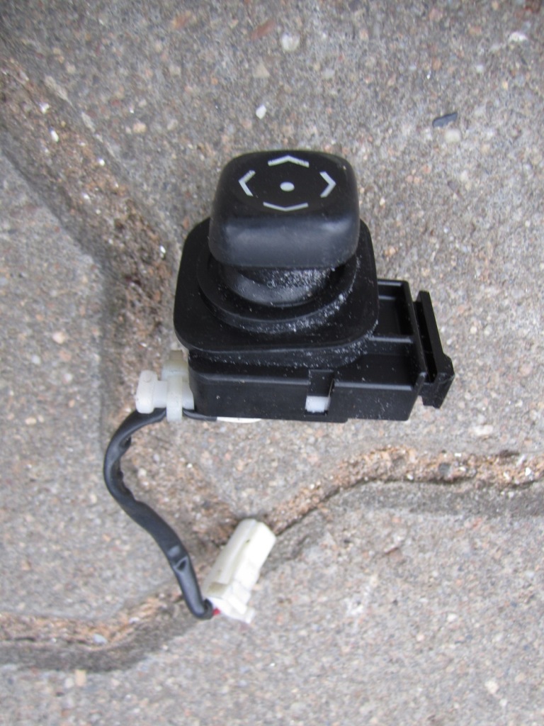 фото №1, Lexus rx ii 03-08 кнопка регулировки руля