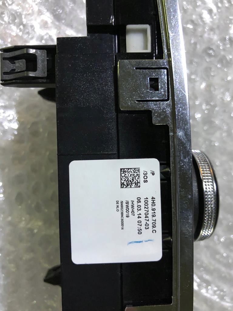 фото №14, Audi a8 s8 d4 задние мониторы система rse комплект 4h0919709c 4h0035762m