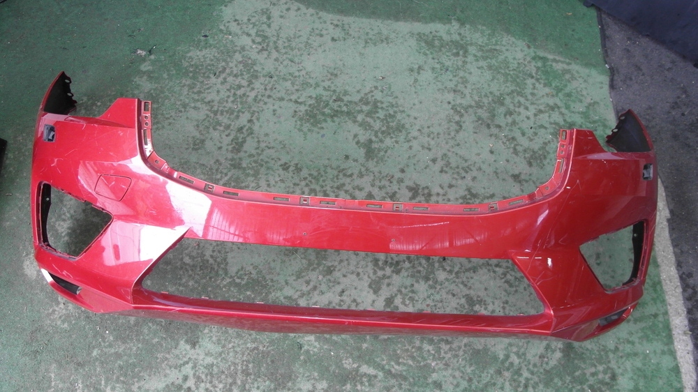 фото №1, Volvo xc60 ii r idealny бампер передний