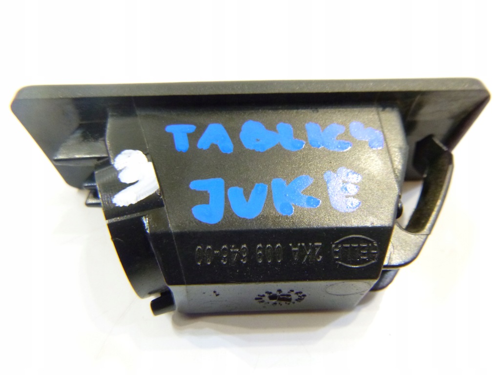 фото №5, Лампа освітлення кришки номерного знака nissan juke 2010-