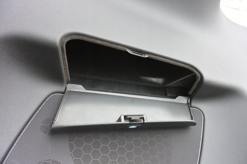 фото №13, Обшивка обивка левый правый задняя audi tt 8j kpl