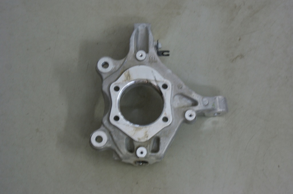 фото №2, Chrysler pacifica 2017 - 2019 поворотный кулак