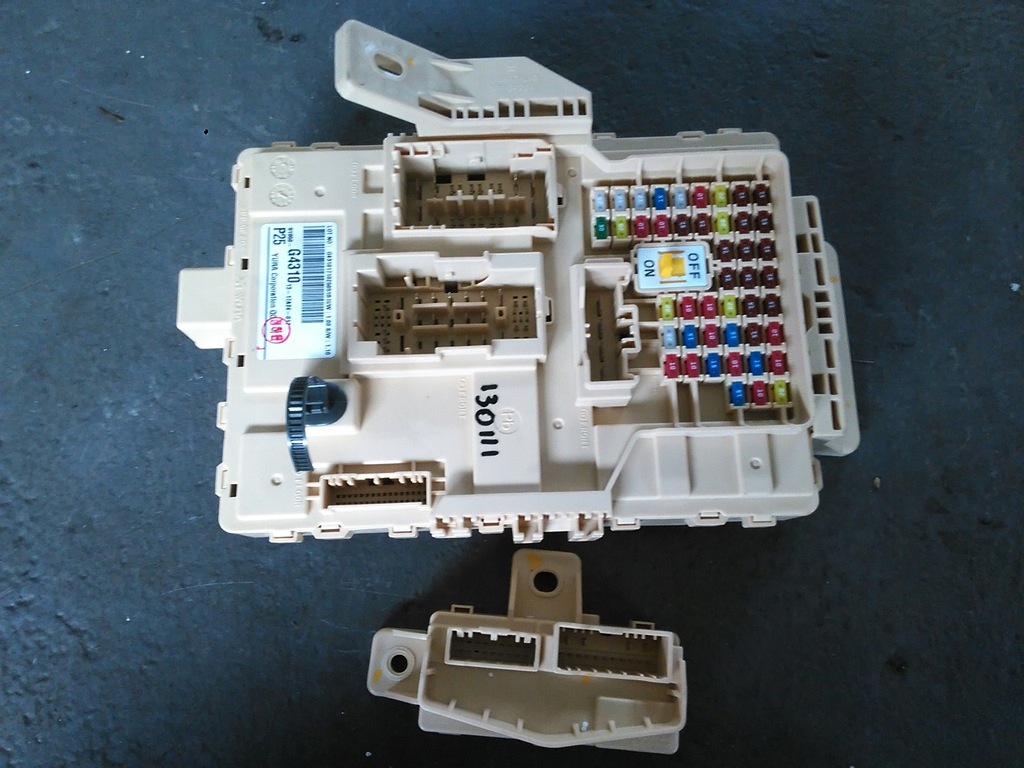 фото №1, Hyundai i30 iii 2017-19- коробка предохранителей