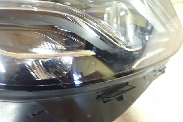 Фара правый  mercedes e klasa 213 full led Доставка