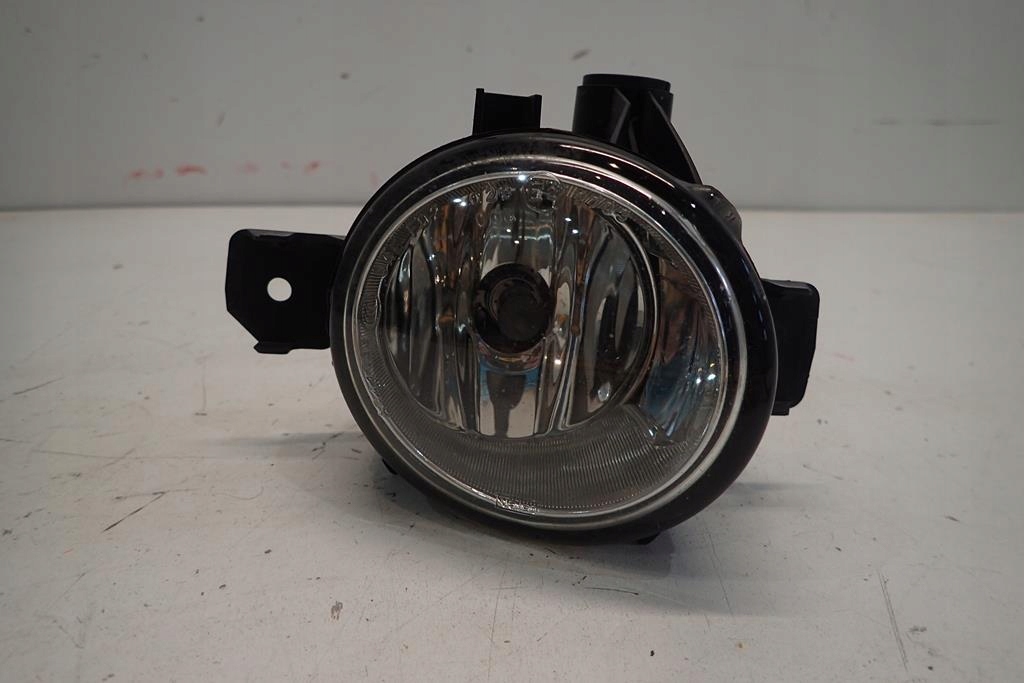 фото №1, Противотуманная фара правый bmw 1 e87