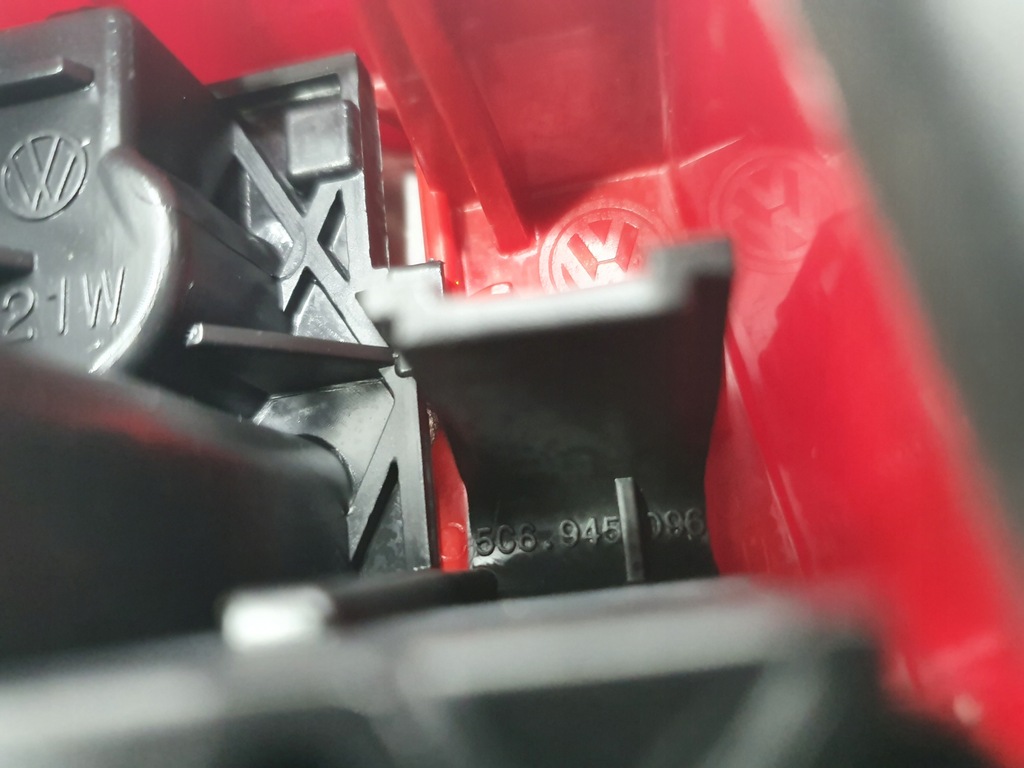 фото №9, Vw jetta 10-14 лампа правая правый задняя 5c6 945096