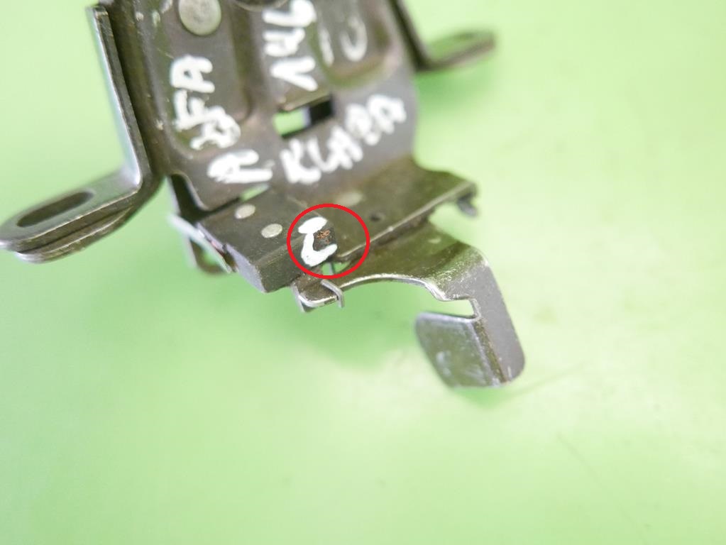 фото №8, Замок крышки задняя багажника alfa romeo 146 99-01 hb