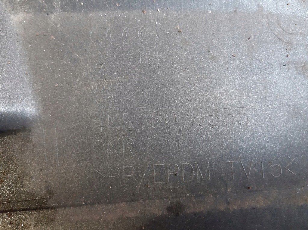 фото №9, Диффузор спойлер бампера задняя audi e-tron 4ke