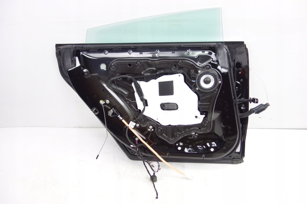 фото №3, Дверь левая задние bmw g32 gt black sapphire 475