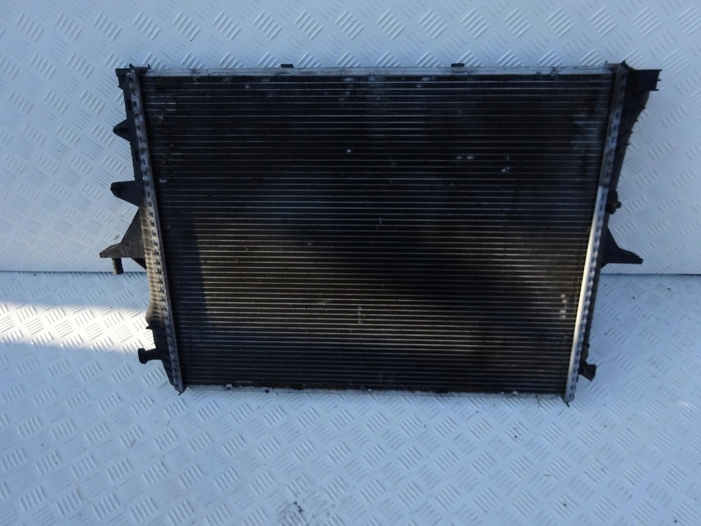 Audi q7 4l0 3.0 4.2 радіатор води 7l6121253b Зі Шроту