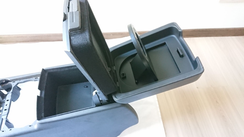 фото №6, Vw touareg підлокітник шкіра чорний