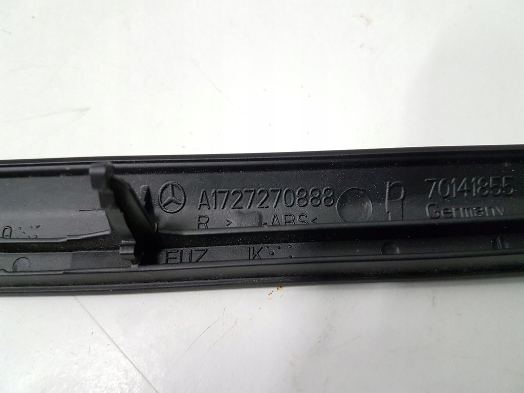 фото №4, Молдинг обшивка права mercedes slk w172 r172 11-