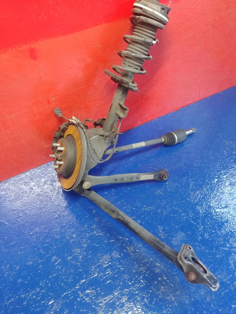 фото №1, Поворотный кулак амортизатор land range rover evoque 2.2d