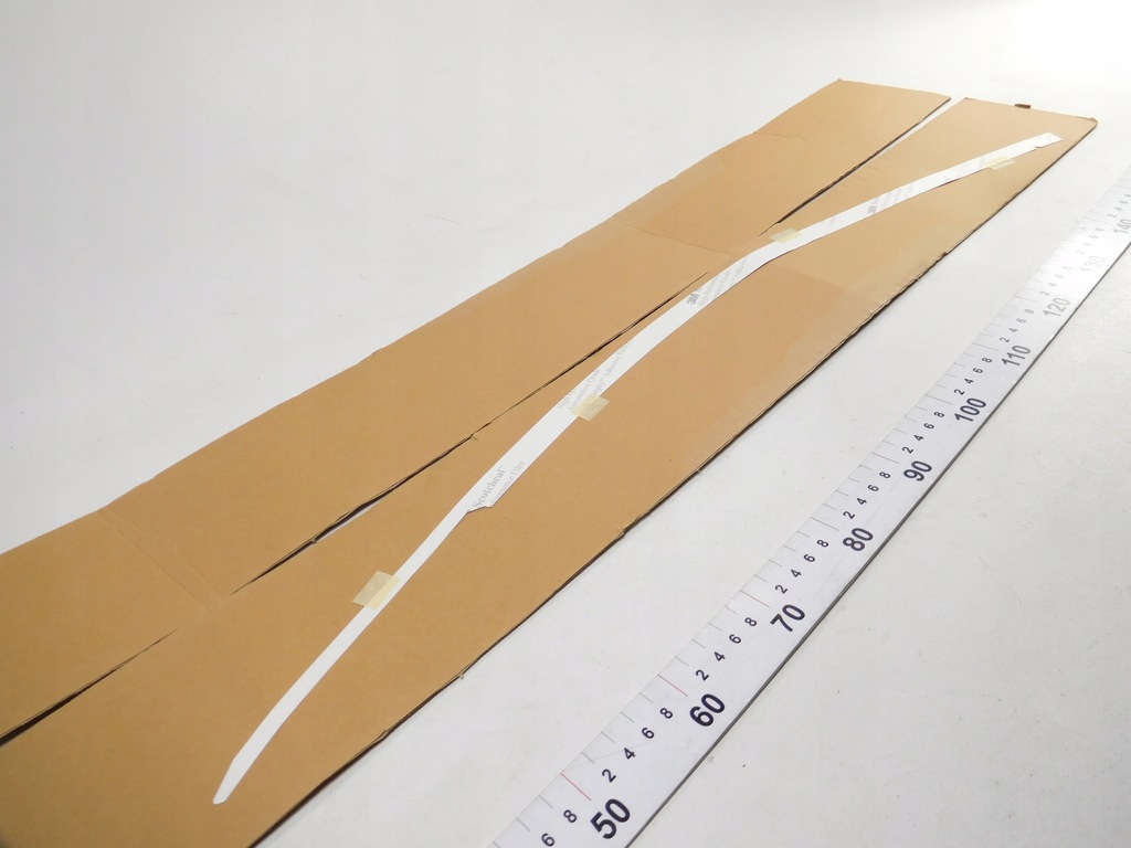 фото №2, Наклейка дверь правый перед mazda 3 04-09